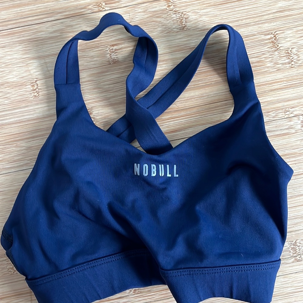 Nobull pace bra size S.